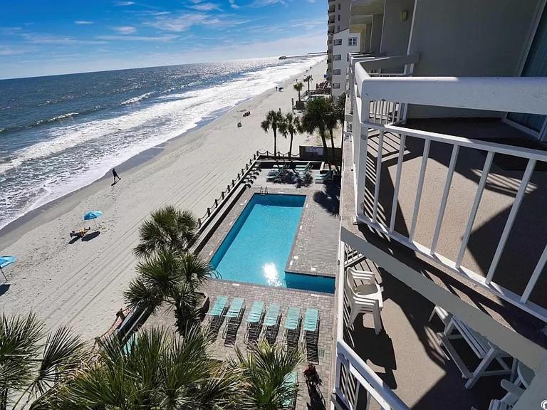 Hotel 405 Waters Edge Garden City Esterno foto