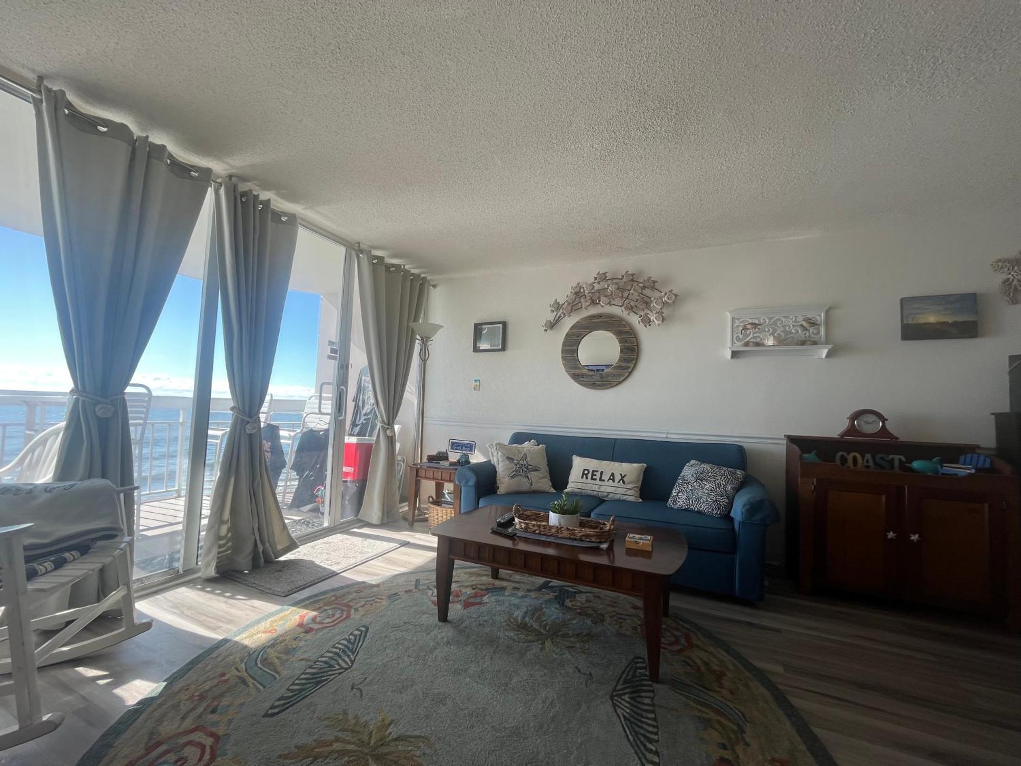 Hotel 405 Waters Edge Garden City Esterno foto