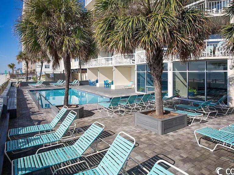 Hotel 405 Waters Edge Garden City Esterno foto