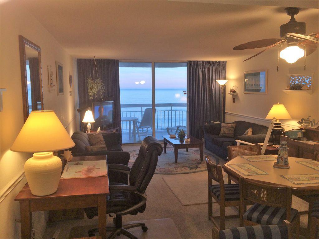 Hotel 405 Waters Edge Garden City Esterno foto
