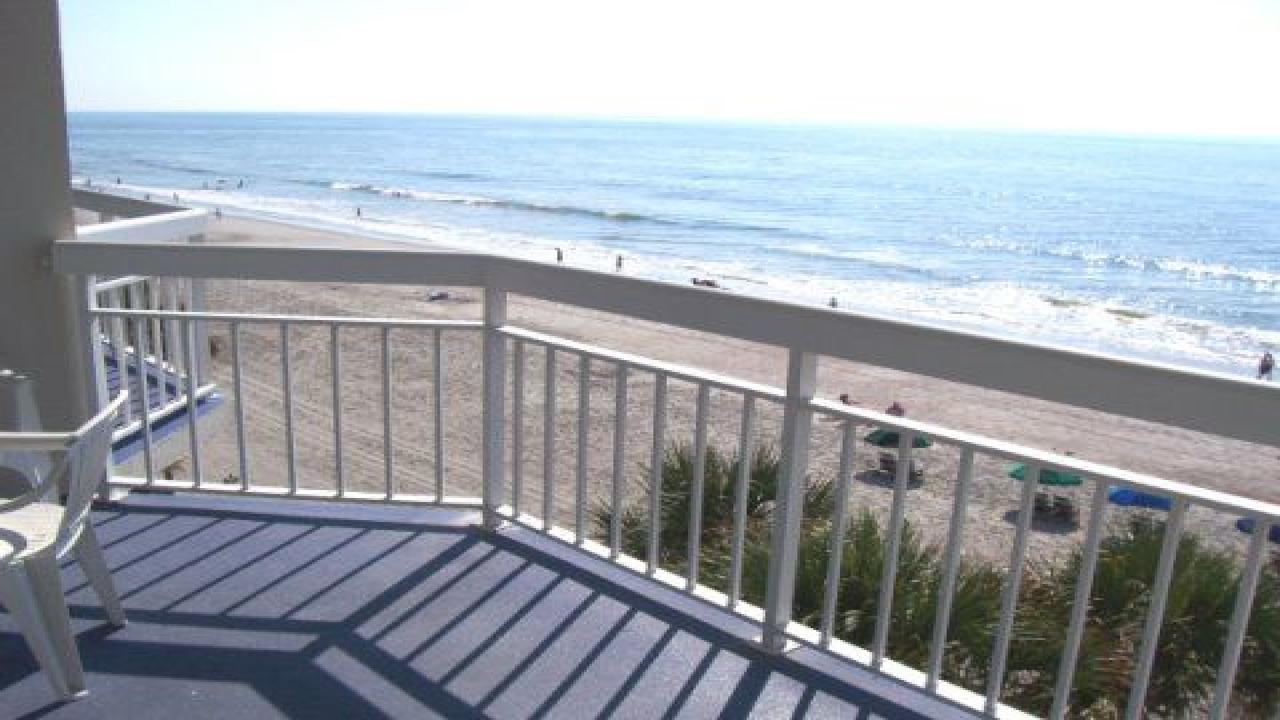 Hotel 405 Waters Edge Garden City Esterno foto